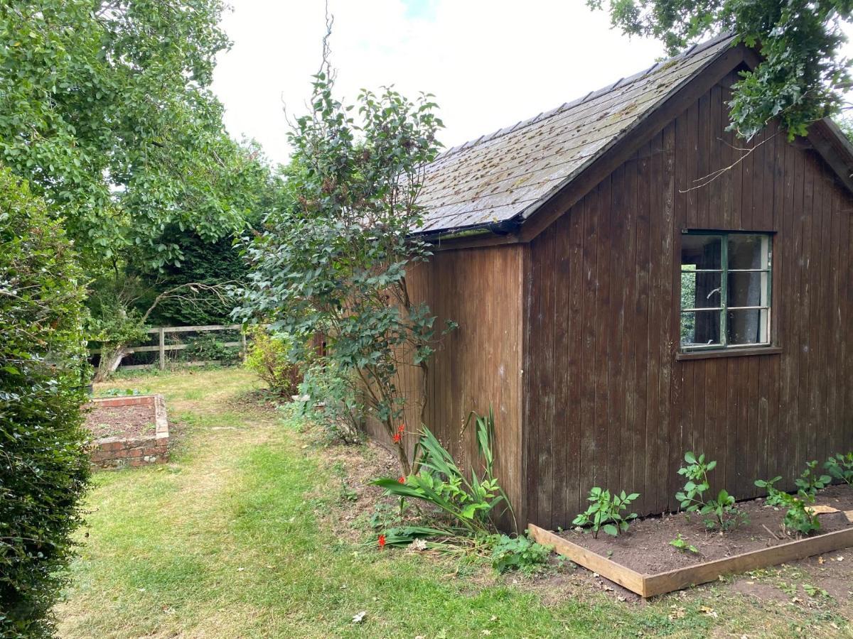 Orchard Cabin Herefordshire Wye Valley Ross-on-Wye Exterior photo